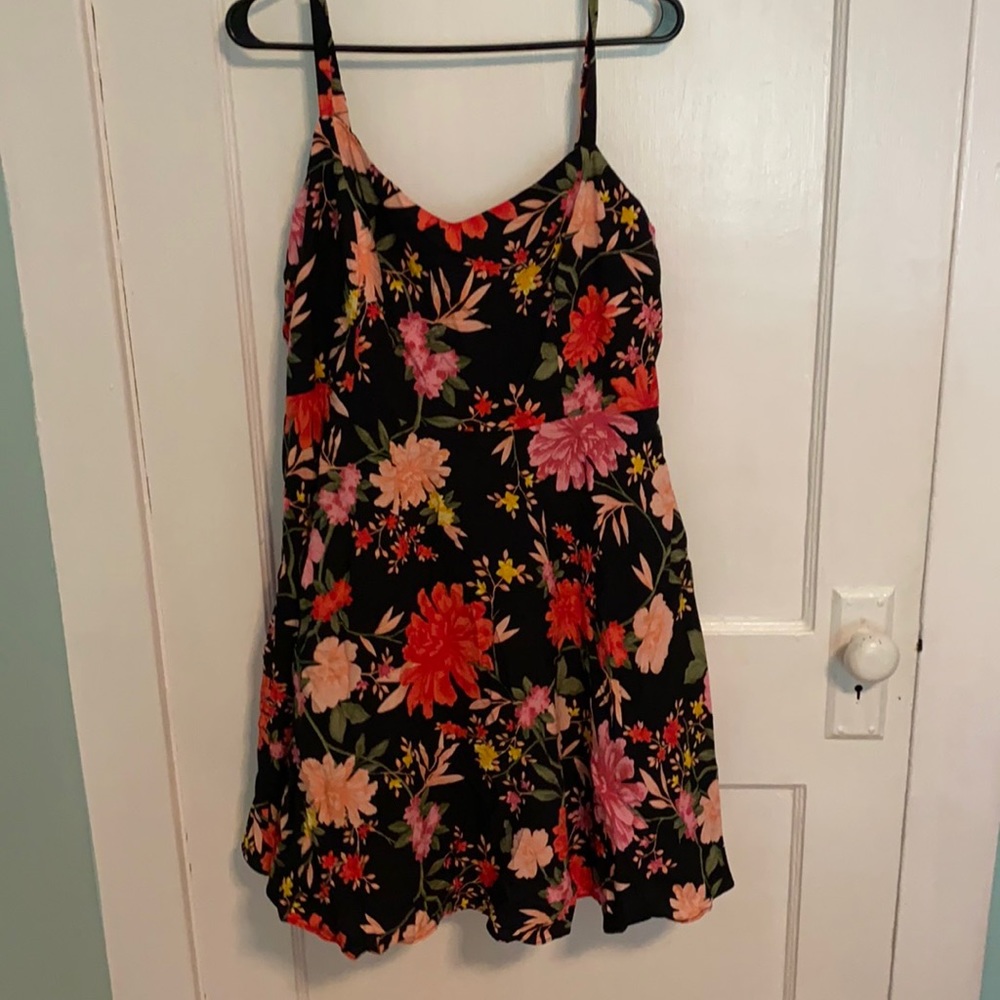 Old Navy Floral-Print Cami dress, Size XL.
